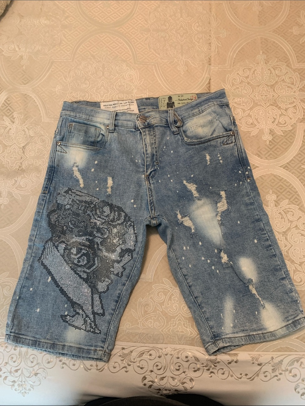 Men's Light Blue Distressed Denim Shorts with Embellished Graphic